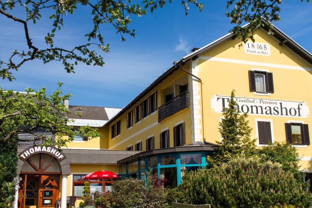 Der Thomashof Hotel Sankt Jakob im Rosental Ngoại thất bức ảnh